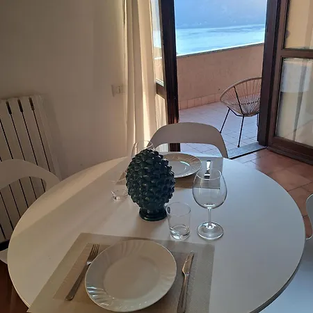 La Casa Di Guia Apartment *